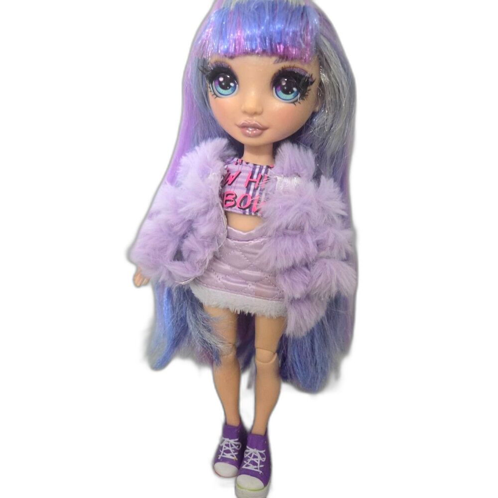 RAINBOW HIGH: Violet Willow dressed in purple outfit and sneakers. (Pre-Owned)